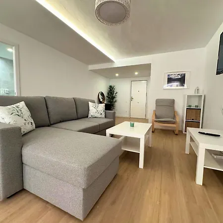 Dos Torres Europa - Amplio Y Moderno Con 3 En Zona Tranquila Cerca Del Centro *